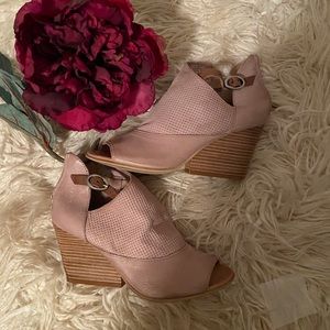 Miz Mooz Knox Wedge Sandals in Pearl NWOT